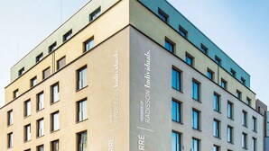 Uklassifisert bilde, 3 av 64, knapp