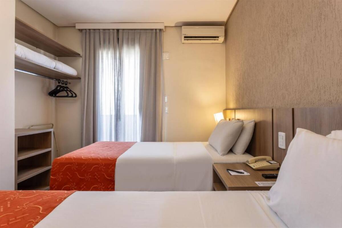 Superior-Zweibettzimmer | Allergikerbettwaren, Minibar, Zimmersafe, Schreibtisch
