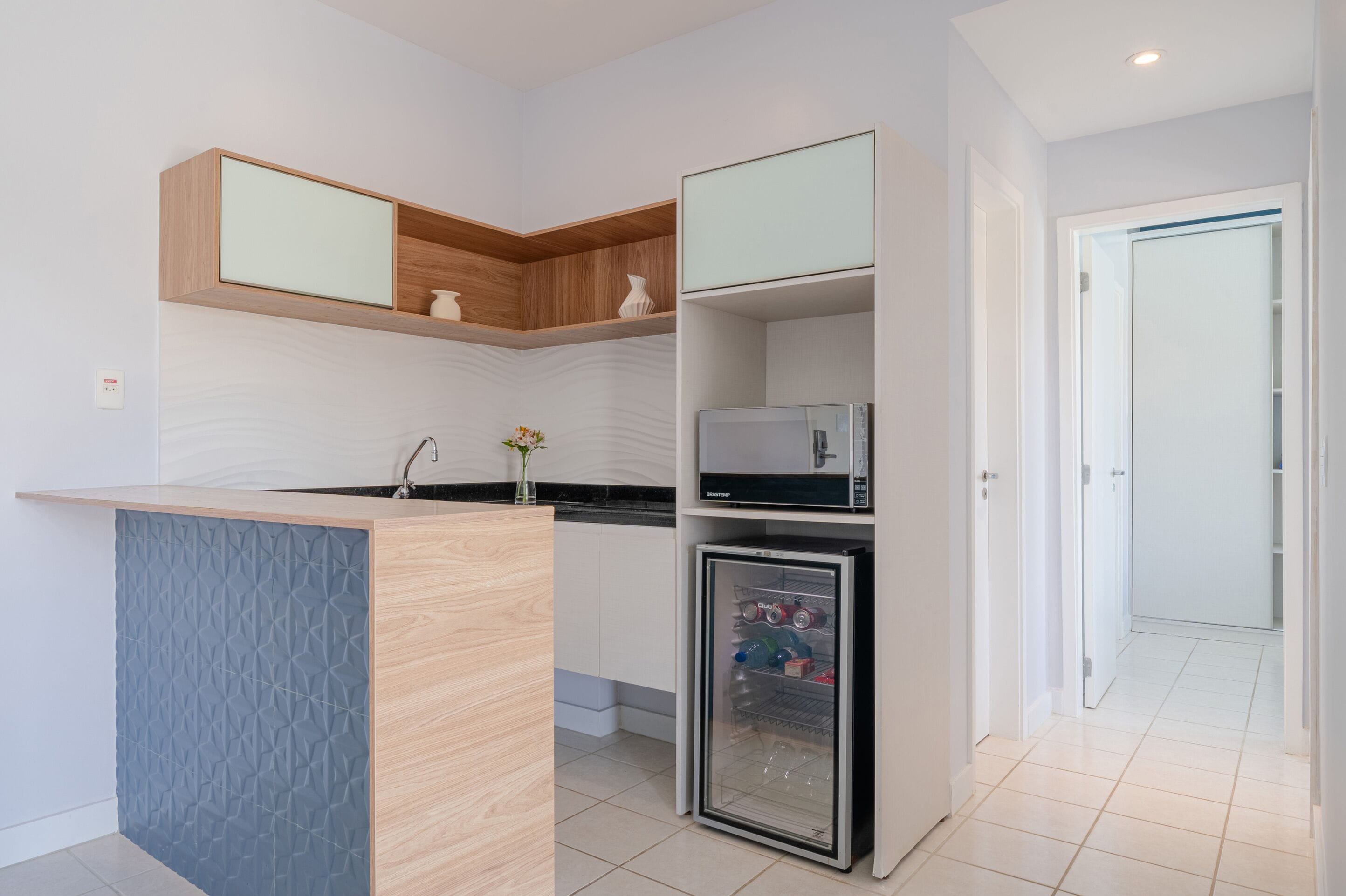 deluxe suite | private kitchen | mini-fridge, microwave