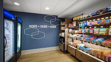 Snack bar