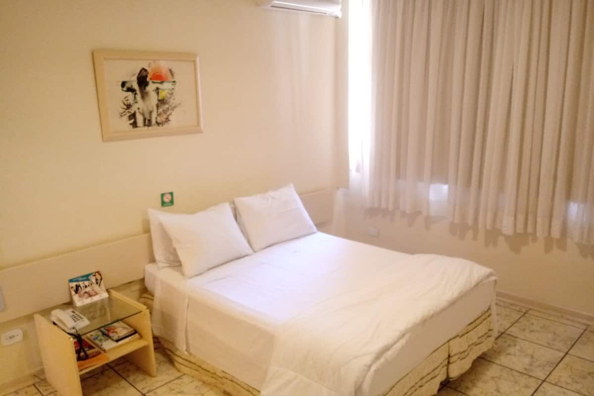 Suite studio exécutive | Minibar, fer et planche à repasser, accès au Wi-Fi (inclus)