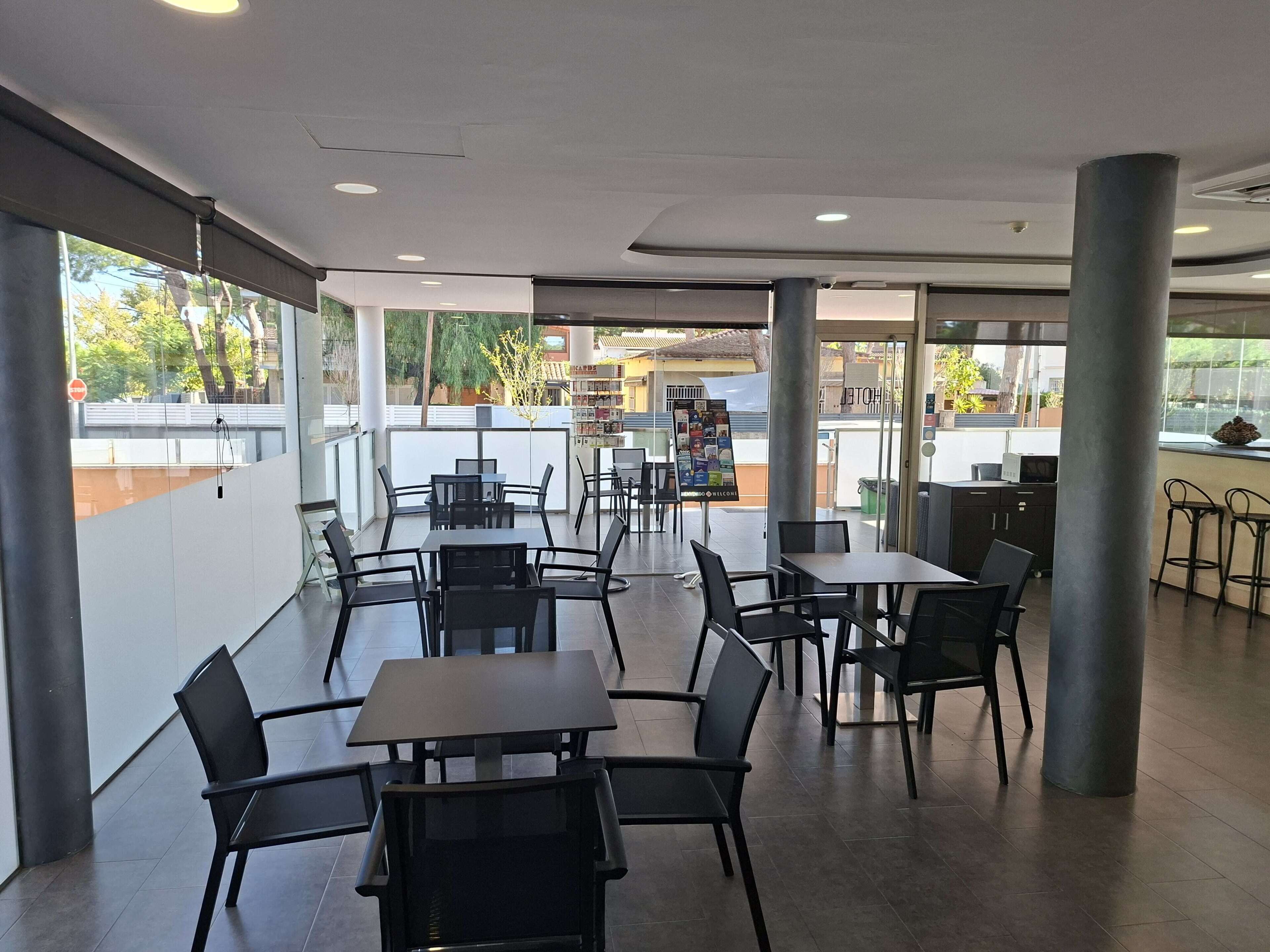 Lobby-Lounge