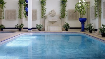 Piscine couverte, piscine extérieure