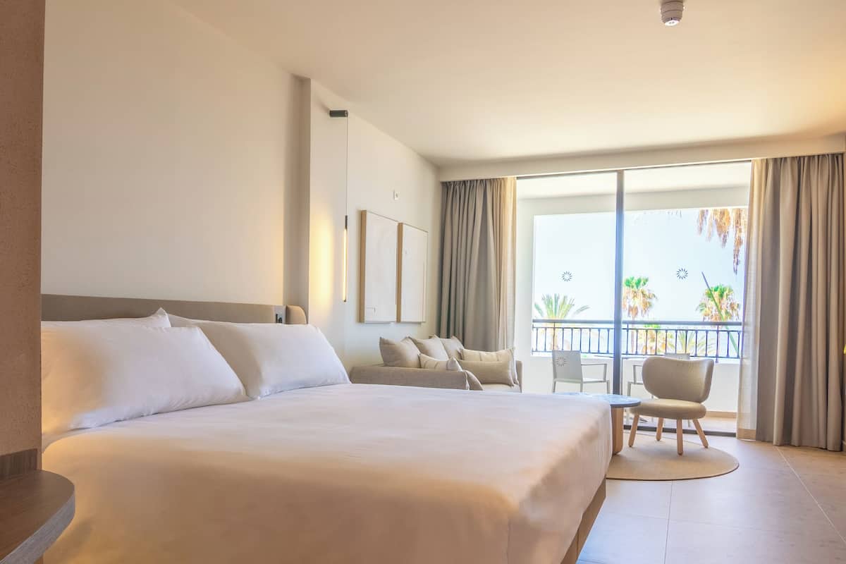 1 bedroom, memory-foam beds, desk, blackout curtains