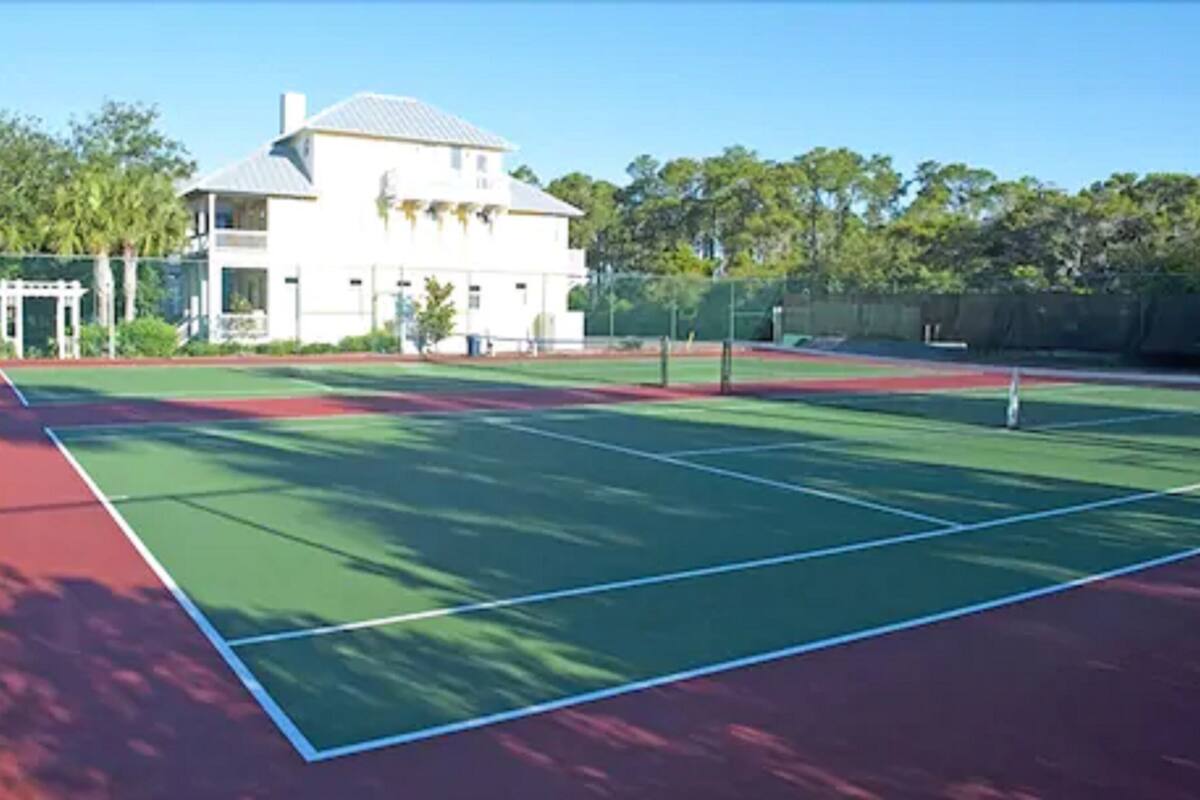 tennis court