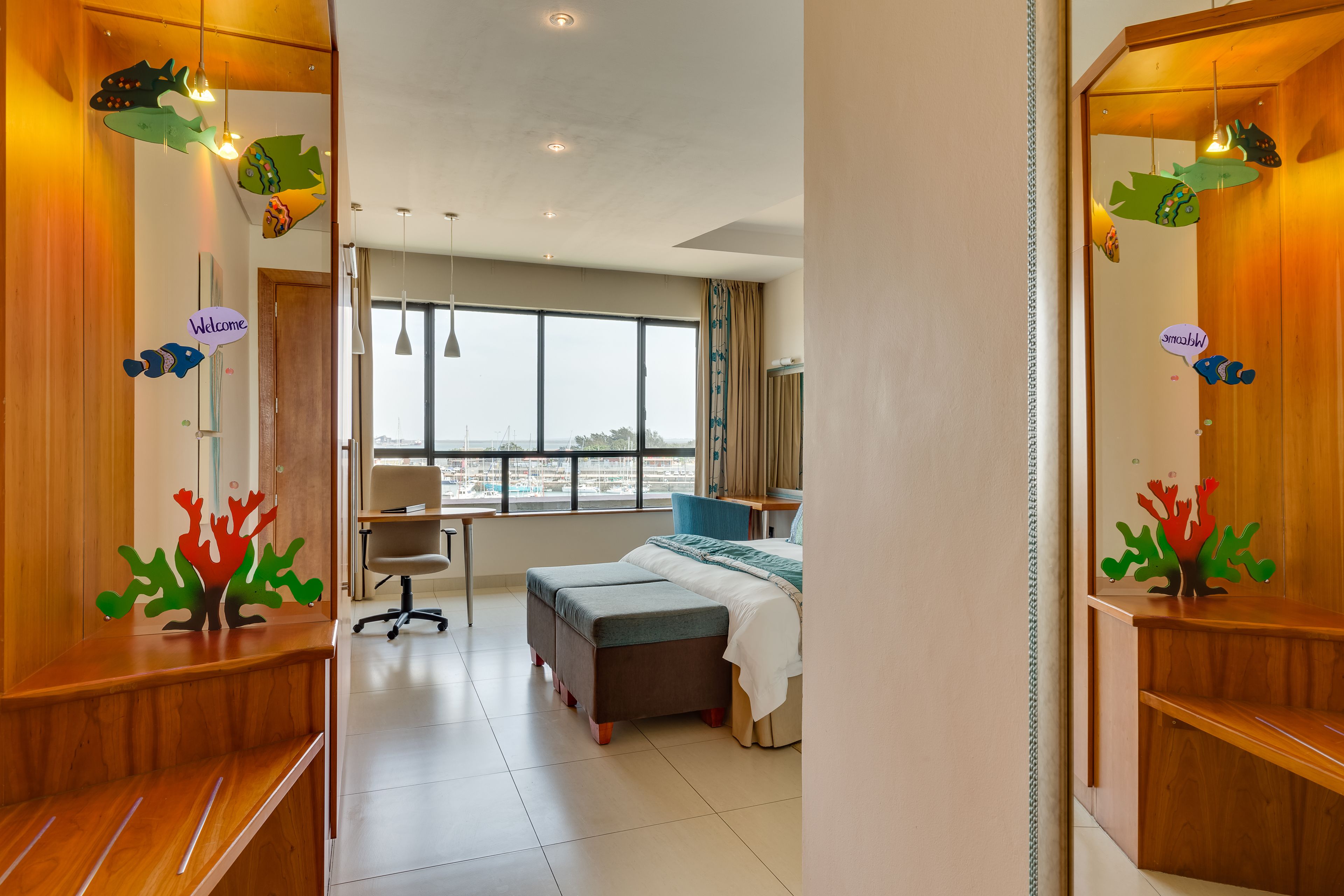 standard room, 1 king bed | water view