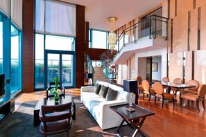 Presidential Suite, 2 Bedrooms | Living room