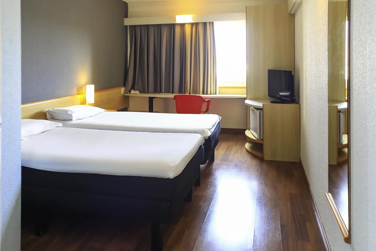 Standard Room, 2 Single Beds