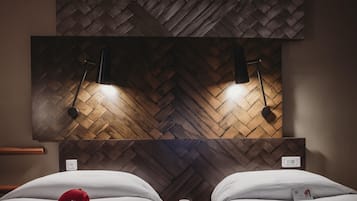 Standard Twin Room, 2 Single Beds | Premium bedding, desk, laptop workspace, blackout curtains