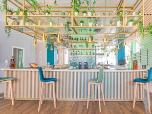 Bar (en la propiedad)