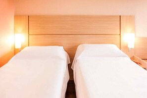 In-room safe, desk, blackout curtains, free WiFi - Ibis Manaus Distrito Industrial (Manaus)