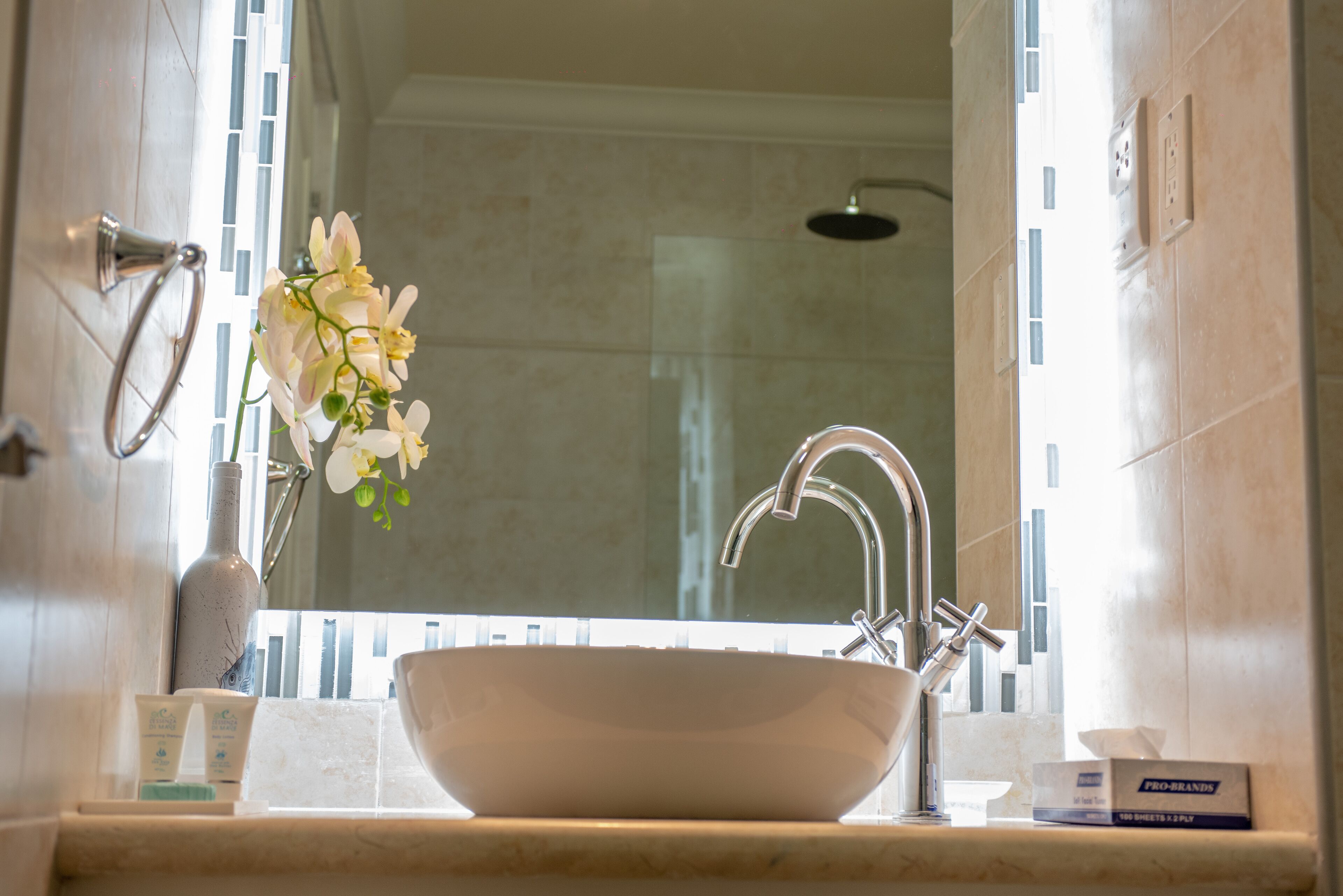 premier condo, 2 bedrooms, 2 bathrooms, ocean view | bathroom | combined shower/bathtub, rainfall showerhead, hair dryer, towels