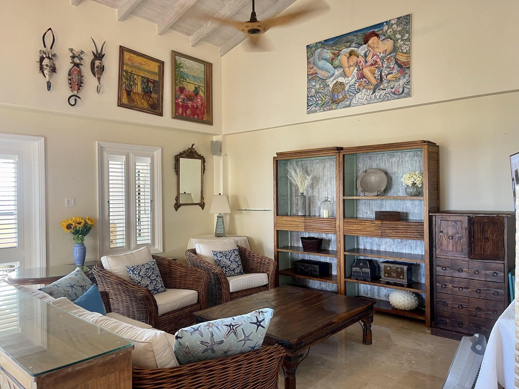 luxury condo, 2 bedrooms, beach view | living area | tv