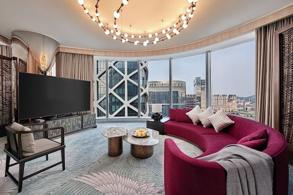 Nüwa Villa | Living area | 42-inch TV with cable channels
