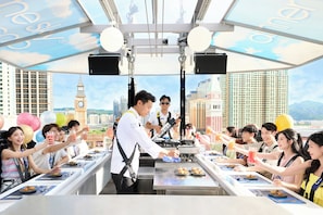 Lunch and dinner served, Chinese cuisine