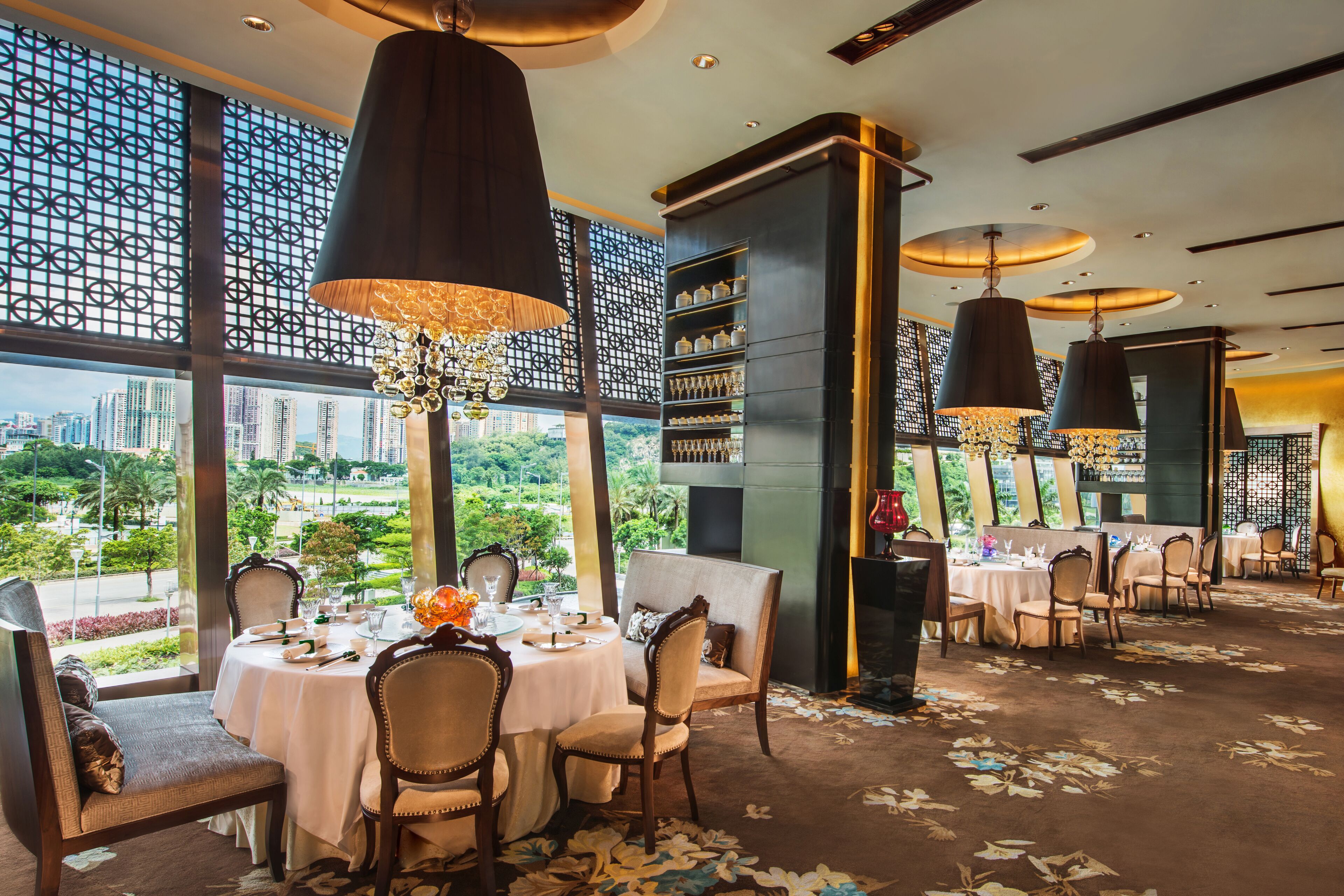 lunch and dinner served, chinese cuisine