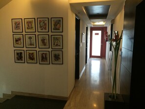 Hallway - Emblem Hotel, New Friends Colony (New Delhi)