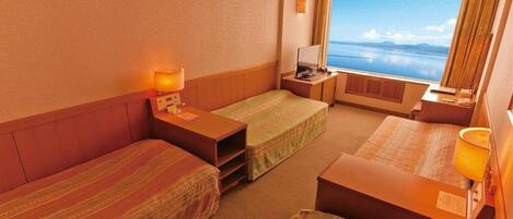 Caja fuerte, wifi gratis, ropa de cama