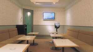 Karaoke room - Kussharo Prince Hotel (Teshikaga)