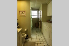 Apartment, 2 Schlafzimmer | Badezimmer | Handtücher