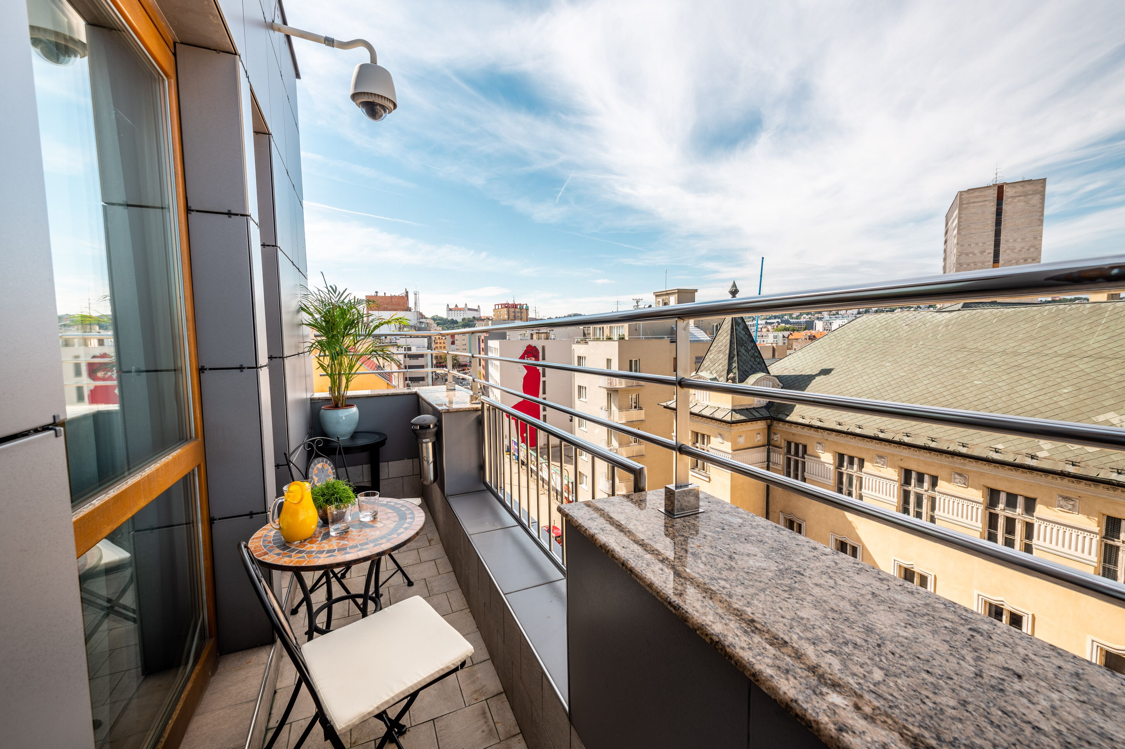 Quang cảnh ban công