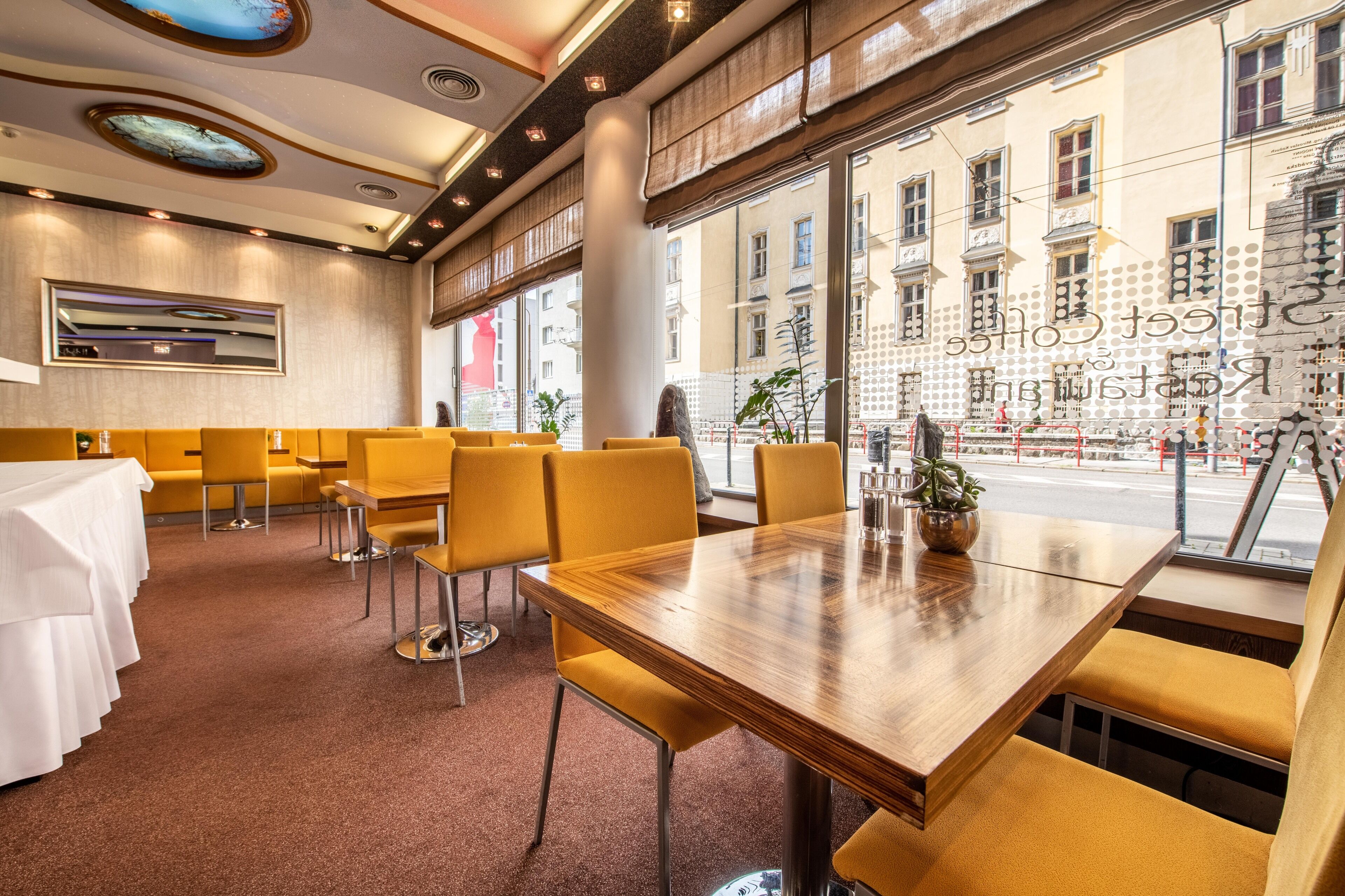 Photo - Danubia Gate Hotel