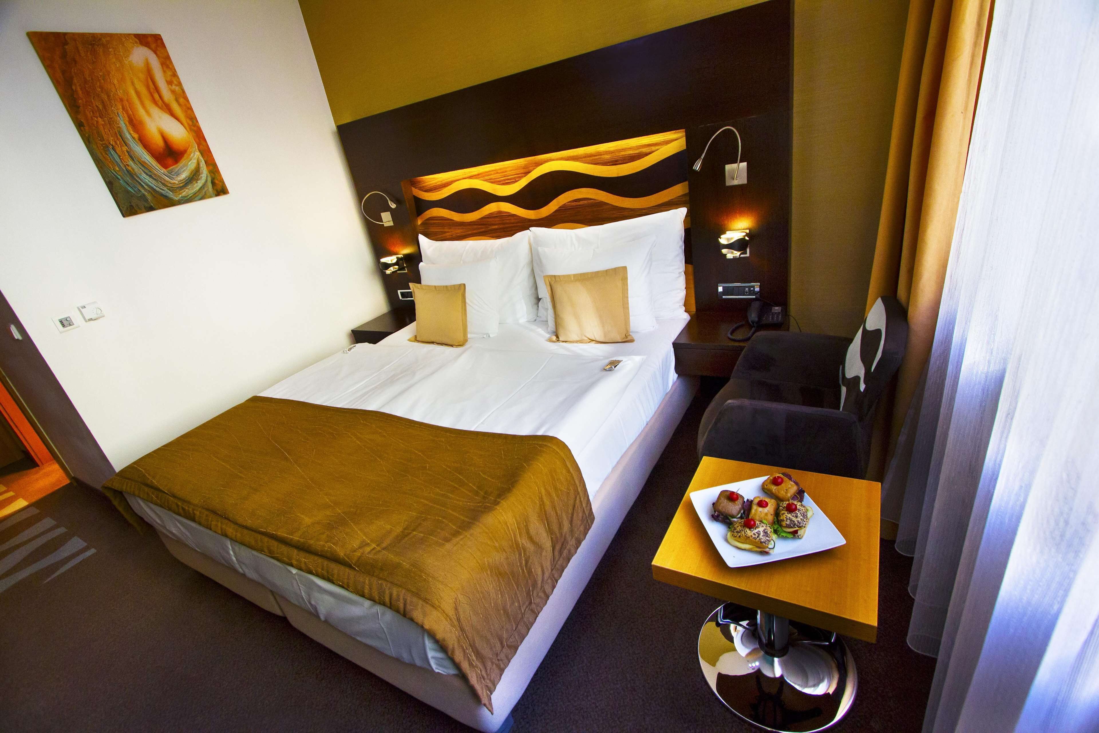 Photo - Danubia Gate Hotel