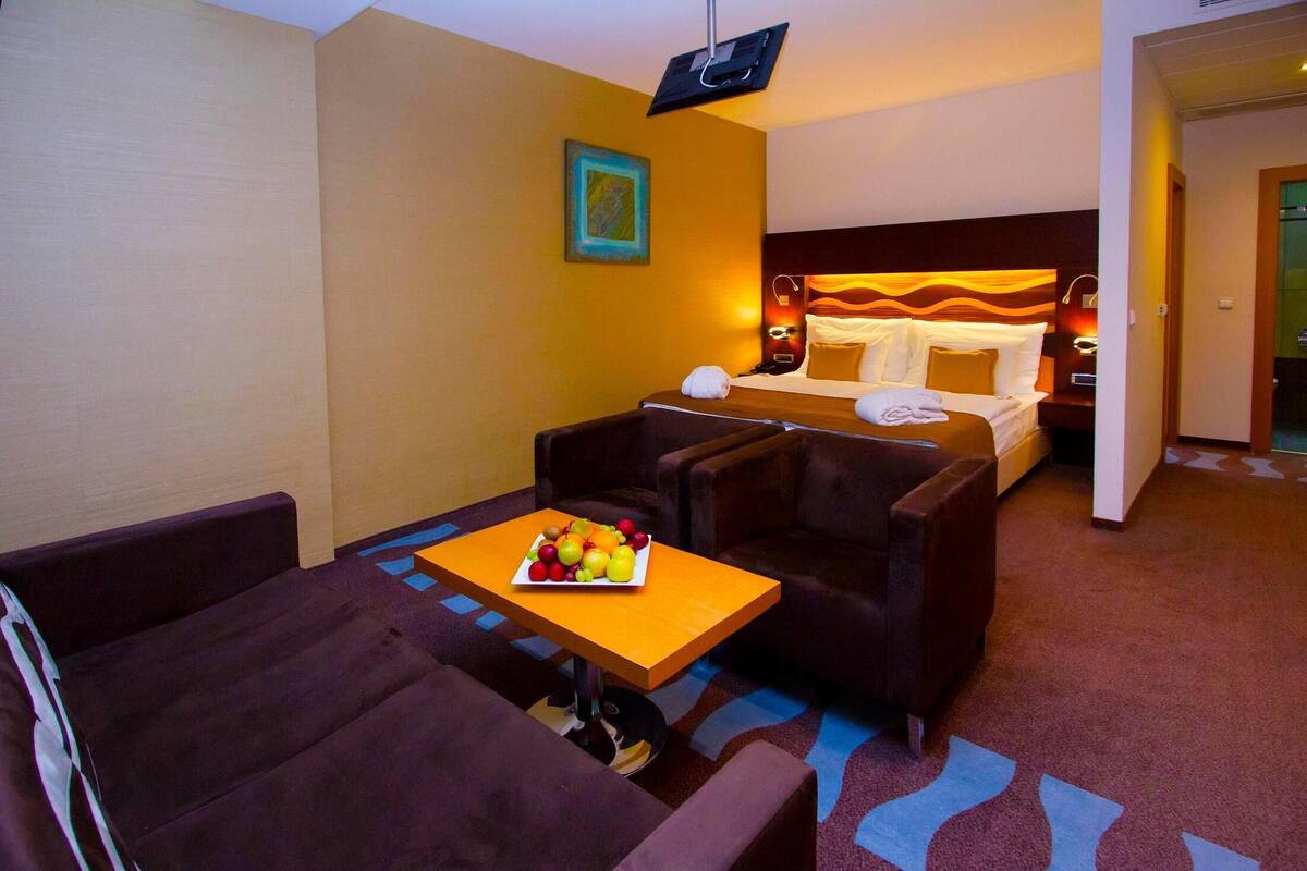 Hypo-allergenic bedding available, memory foam beds, minibar