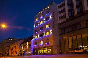Front of property - evening/night - Hotel Danubia Gate (Bratislava)
