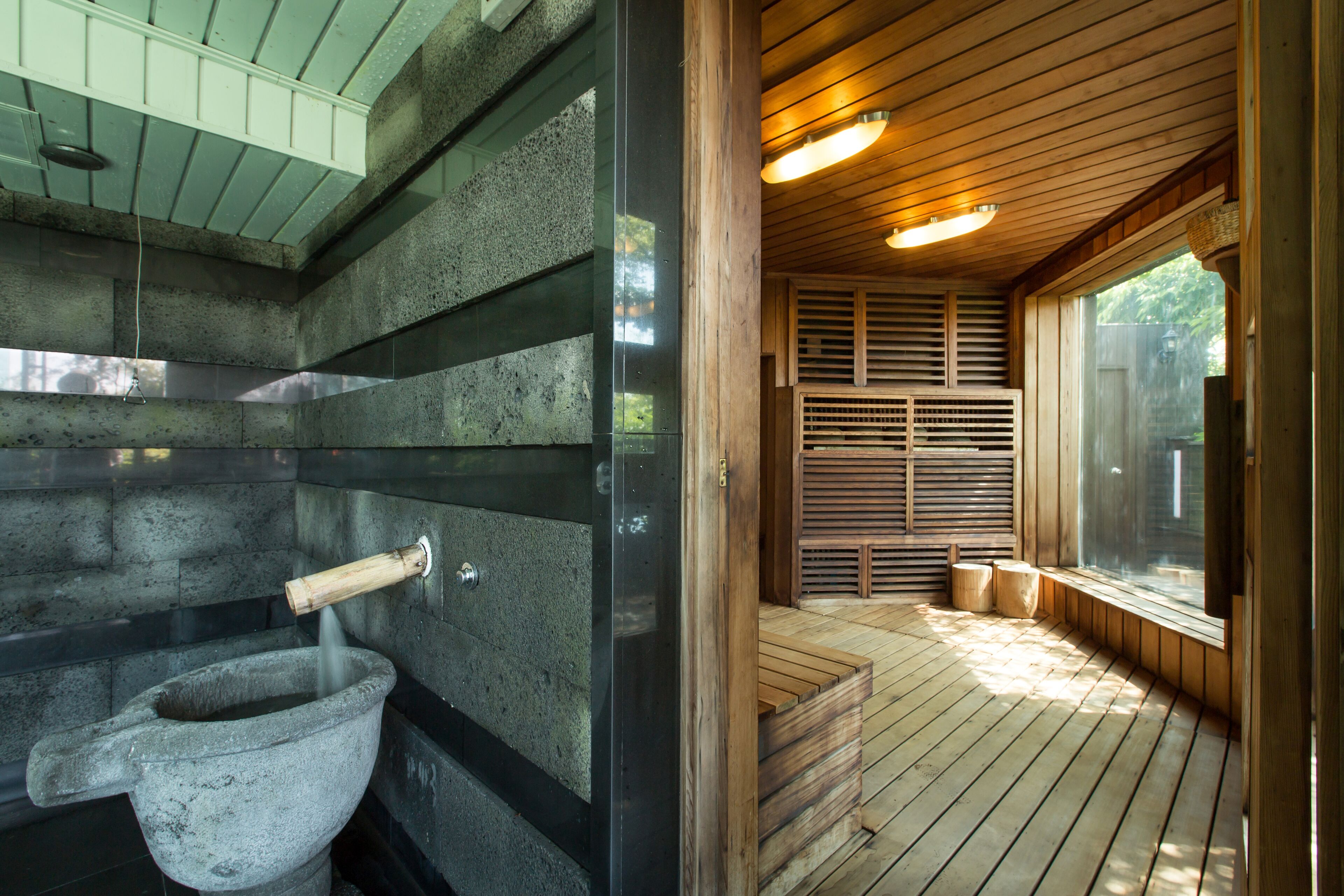 カップル用トリートメントルーム