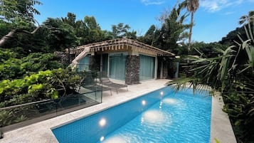 Beritnae Royal Pool Suite