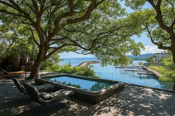 Chambre Présidentielle, 2 chambres, piscine privée, vue mer