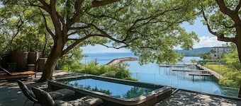 Seaes Hotel & Resort