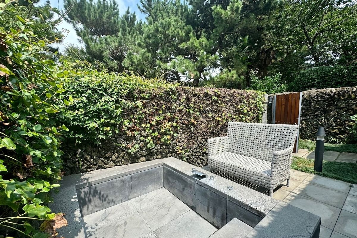 Romantic Suite, Private Pool | 1 bedroom, down duvets, free minibar items, in-room safe