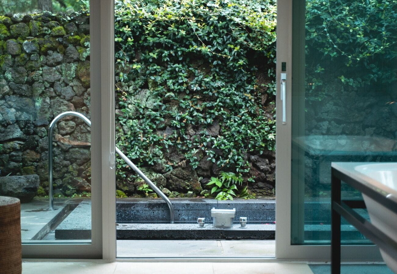 royal suite, private pool | 1 bedroom, down duvets, free minibar items, in-room safe