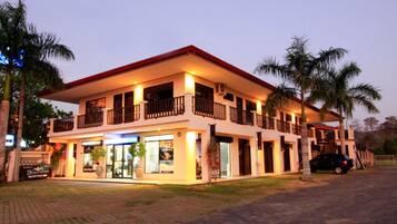 Front of property - evening/night