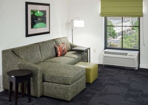 Studio, Multiple Beds