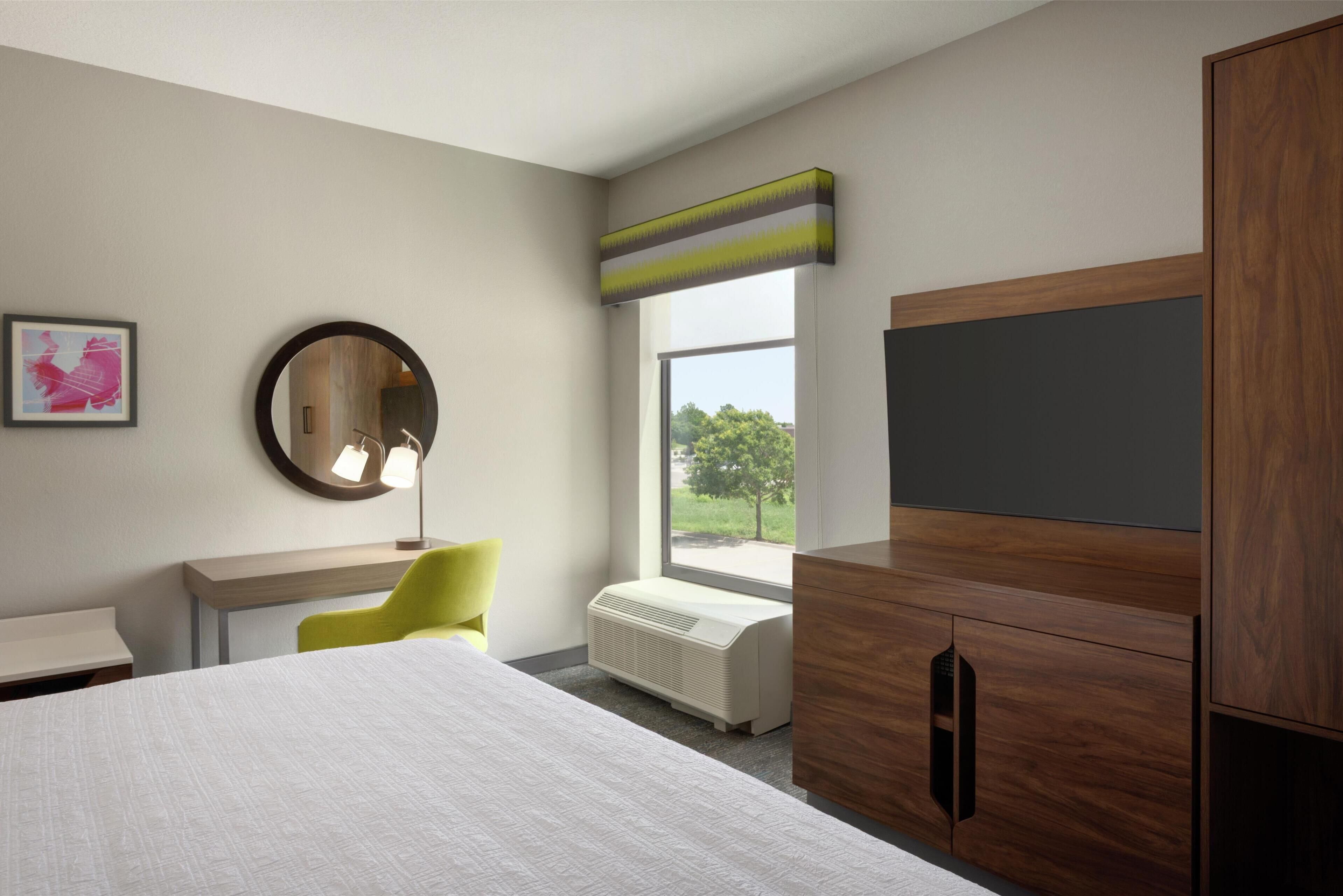 room, 1 king bed (shower) | 1 bedroom, down duvets, minibar, in-room safe