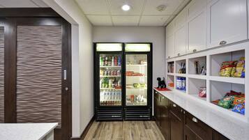 Snack bar