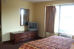 In-room safe, iron/ironing board, free WiFi