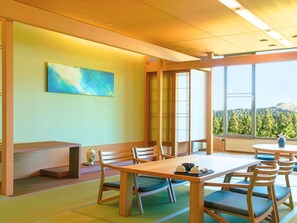 In-room safe, free WiFi, bed sheets - Hakone Yunohana Prince Hotel (Hakone)