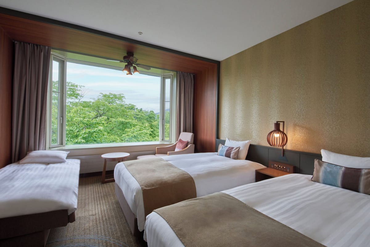 Non Smoking Superior Twin Mountain Side include Wi-Fi 3 guests | Premium bedding, in-room safe, free WiFi, bed sheets