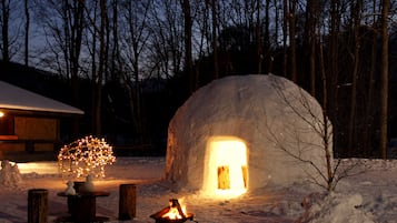 Children's play area - outdoor