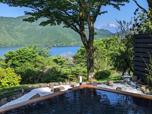 Hot springs - Ryuguden (Hakone)