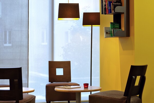 Lobby sitting area - Aparthotel Adagio Nantes Centre (Nantes)
