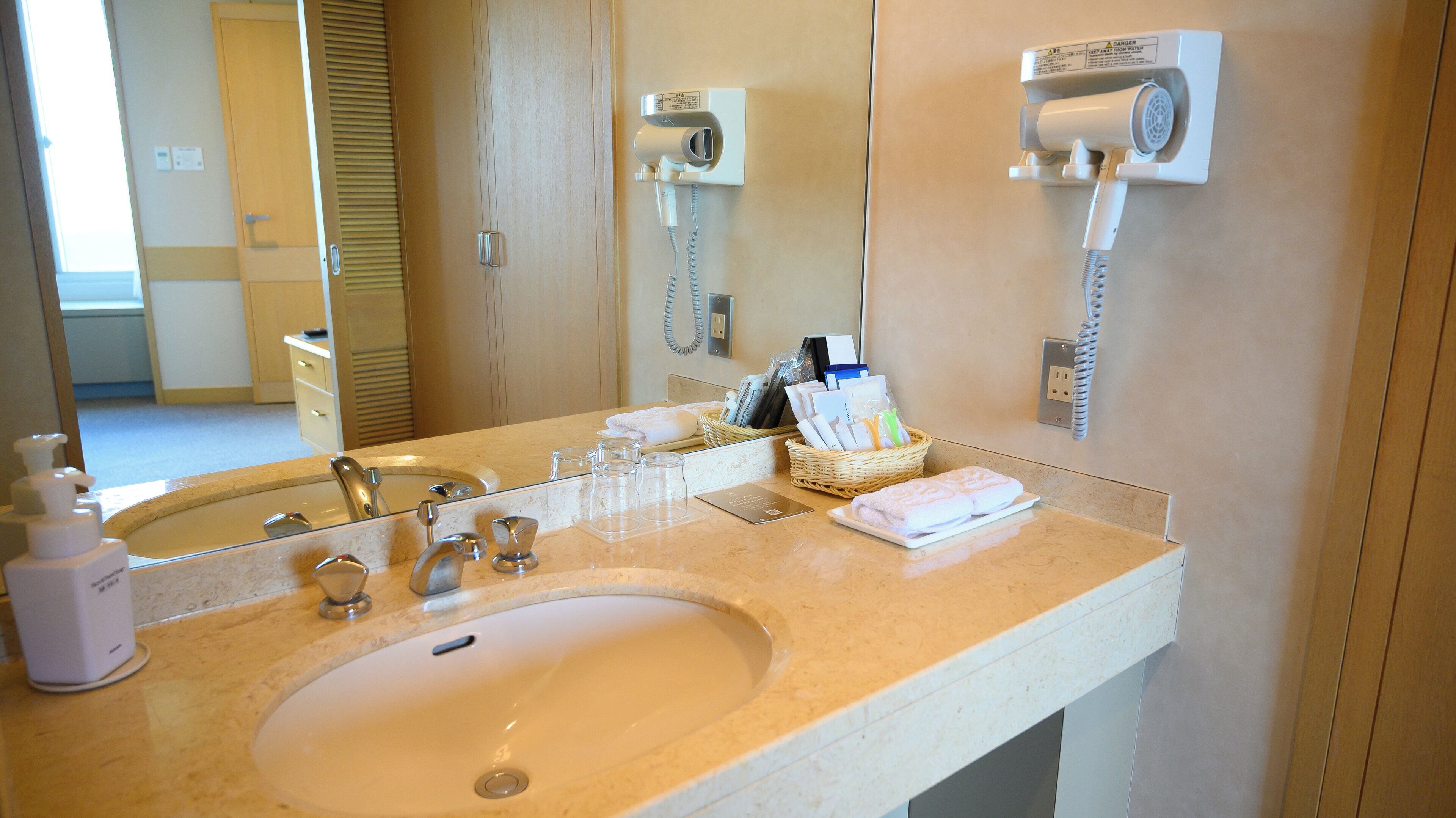 suite room, non smoking | view from room