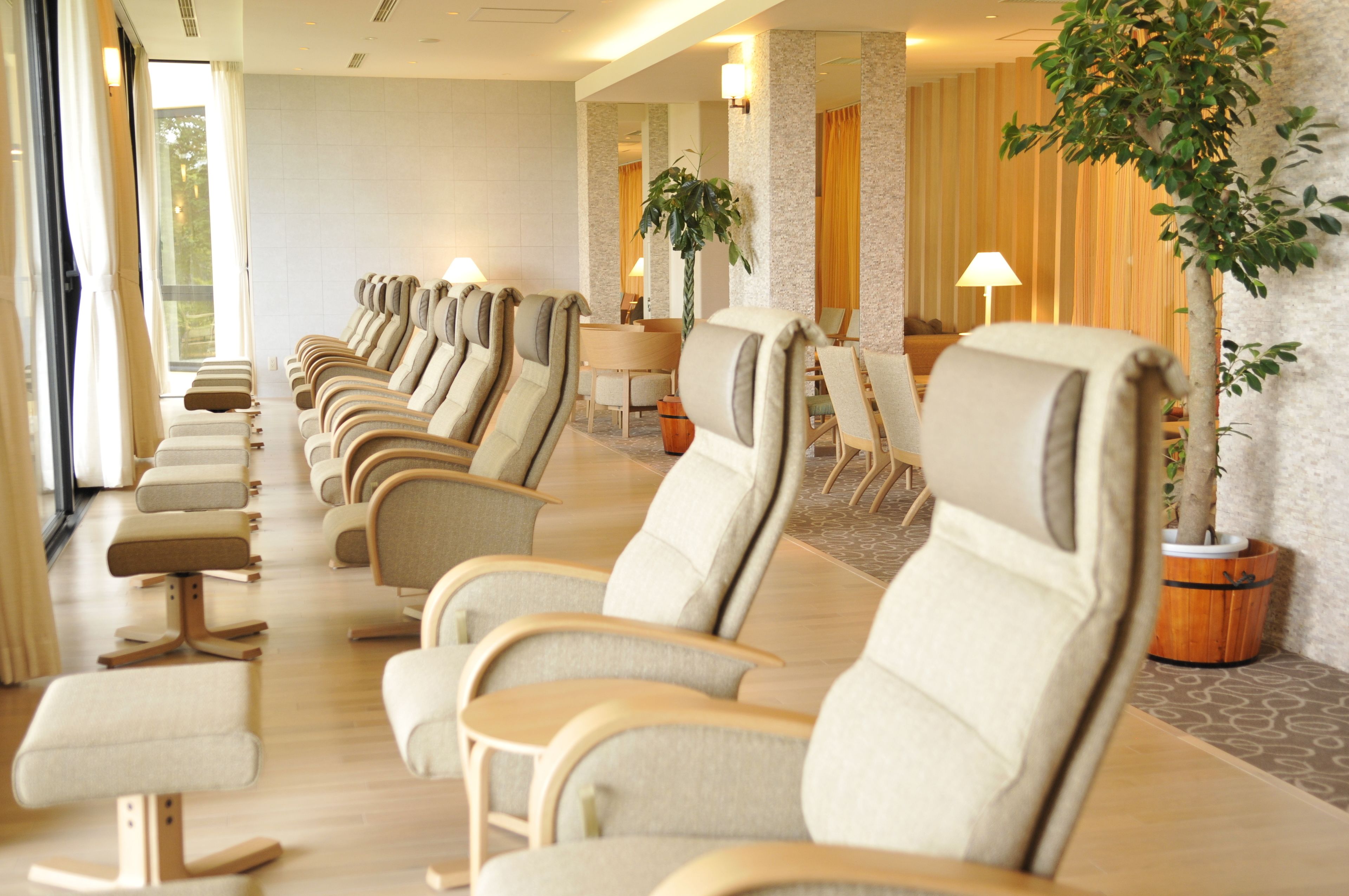 body treatments, aromatherapy, facials