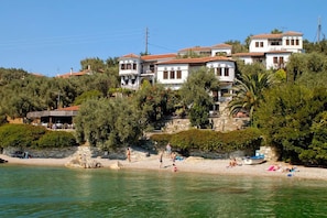 Strand