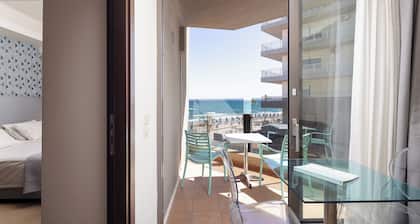 Steris Elegant Beach Hotel