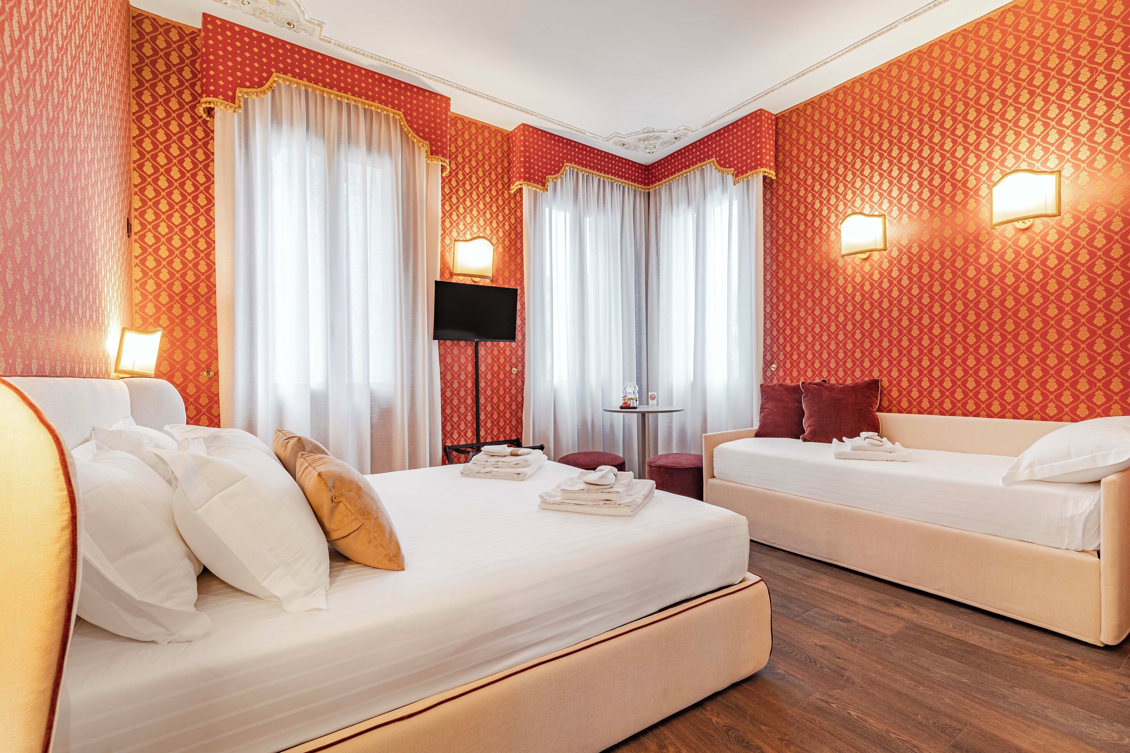 أغطية فراش متميزة وتجهيزات عازلة للصوت وأسرّة أطفال/رضّع وواي فاي مجانًا